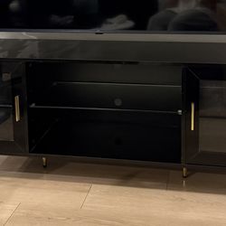 $50 Entertainment Center (59 x 15.8 x 22.5)