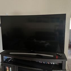 Like New 65 Inch Samsung Curve Tv 