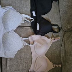 Maternity Clothes 
