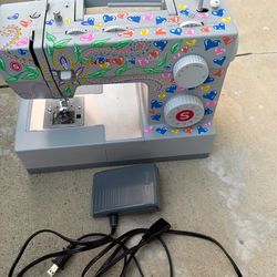 Singer 4423 Heavy Duty Sewing Machine Tested Custom Floral Painted Rare