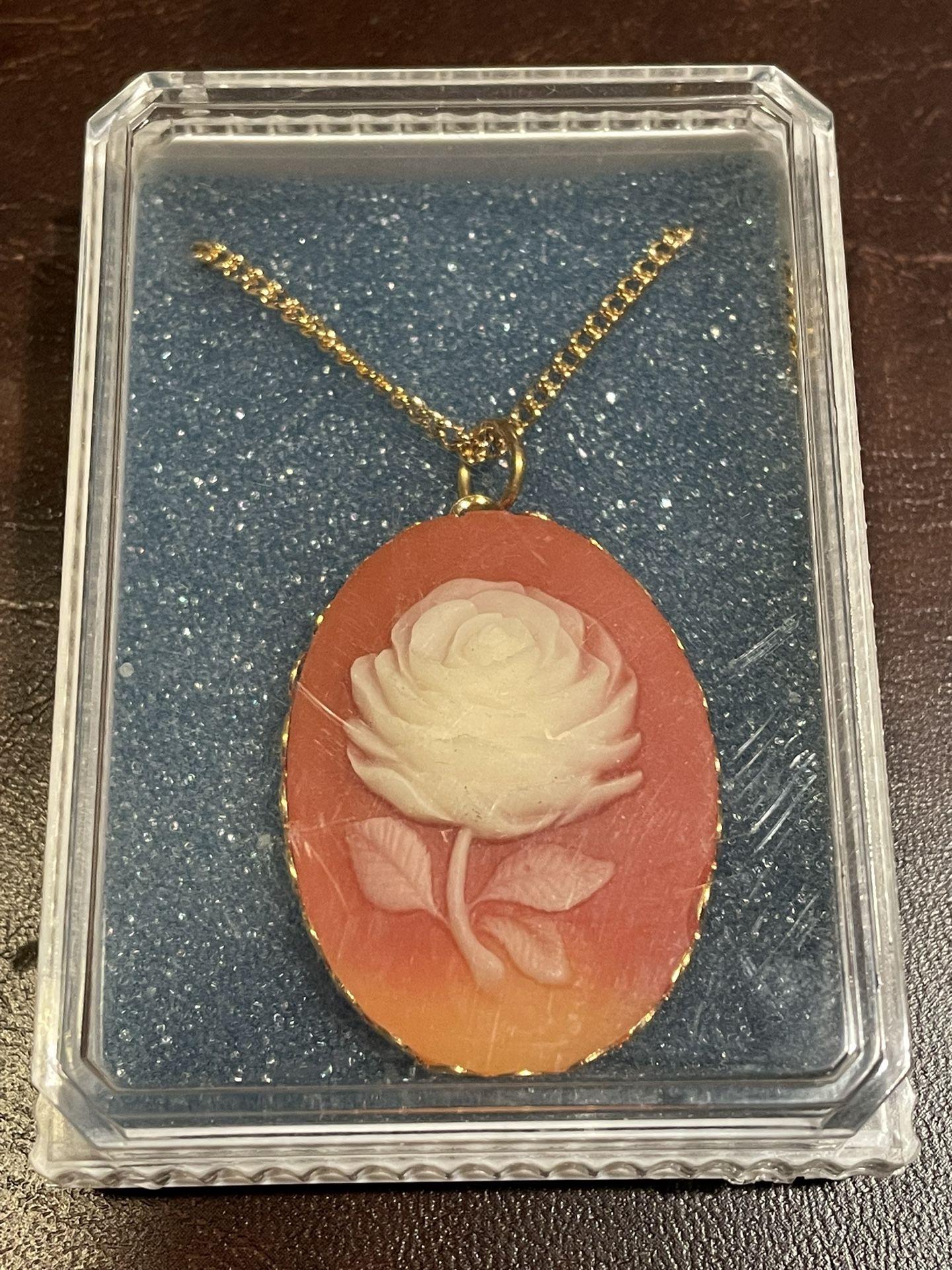 Vintage Pendant With Box.