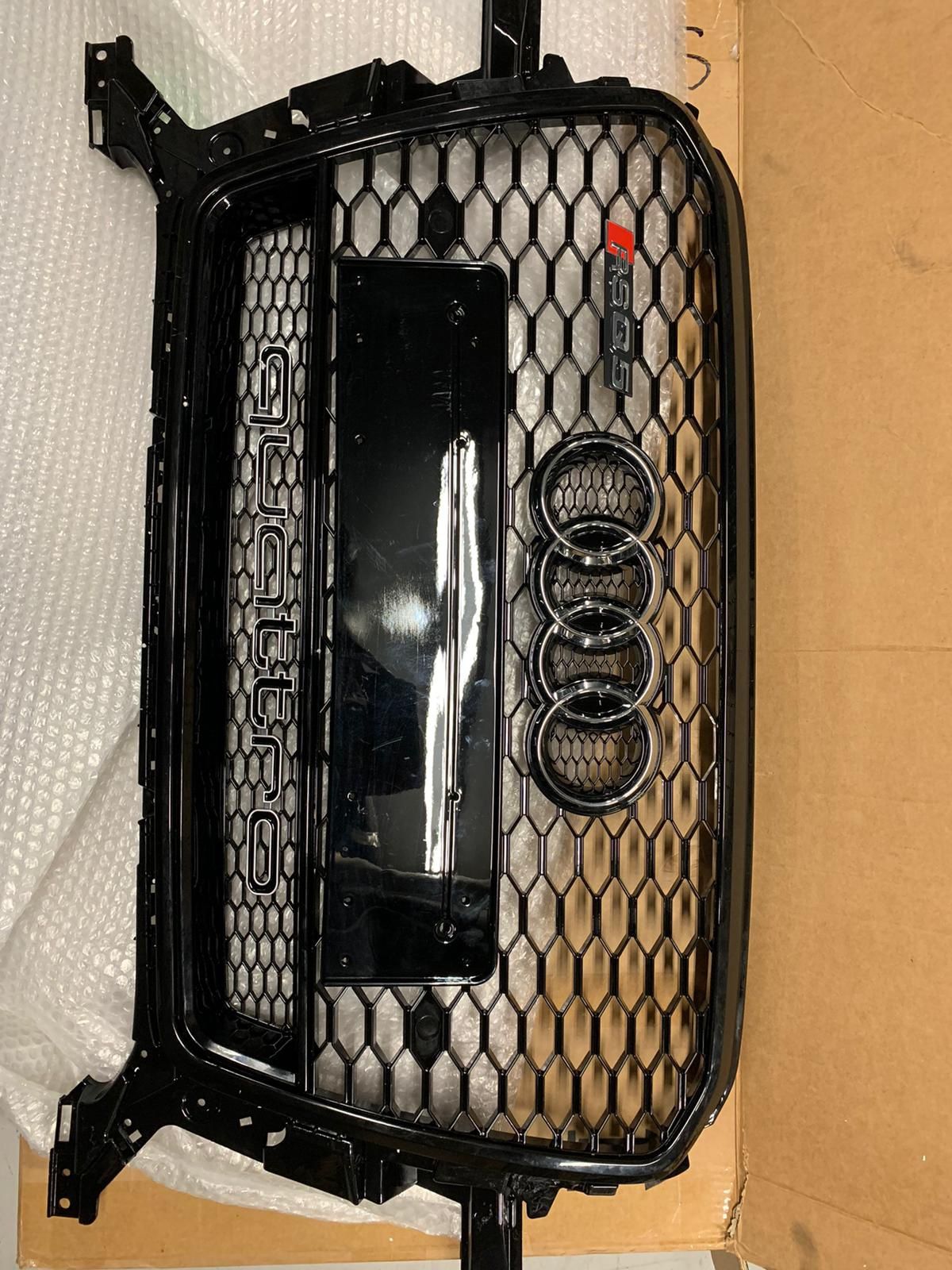 For Audi Q5 SQ5 2013-2015 Black Front Mesh Grille To RSQ5 Quattro Style