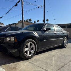Dodge Charger 2007 V6 