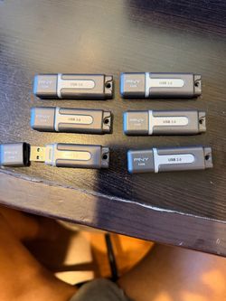PNY 32GB Turbo Attaché USB 3.0 Flash Drive