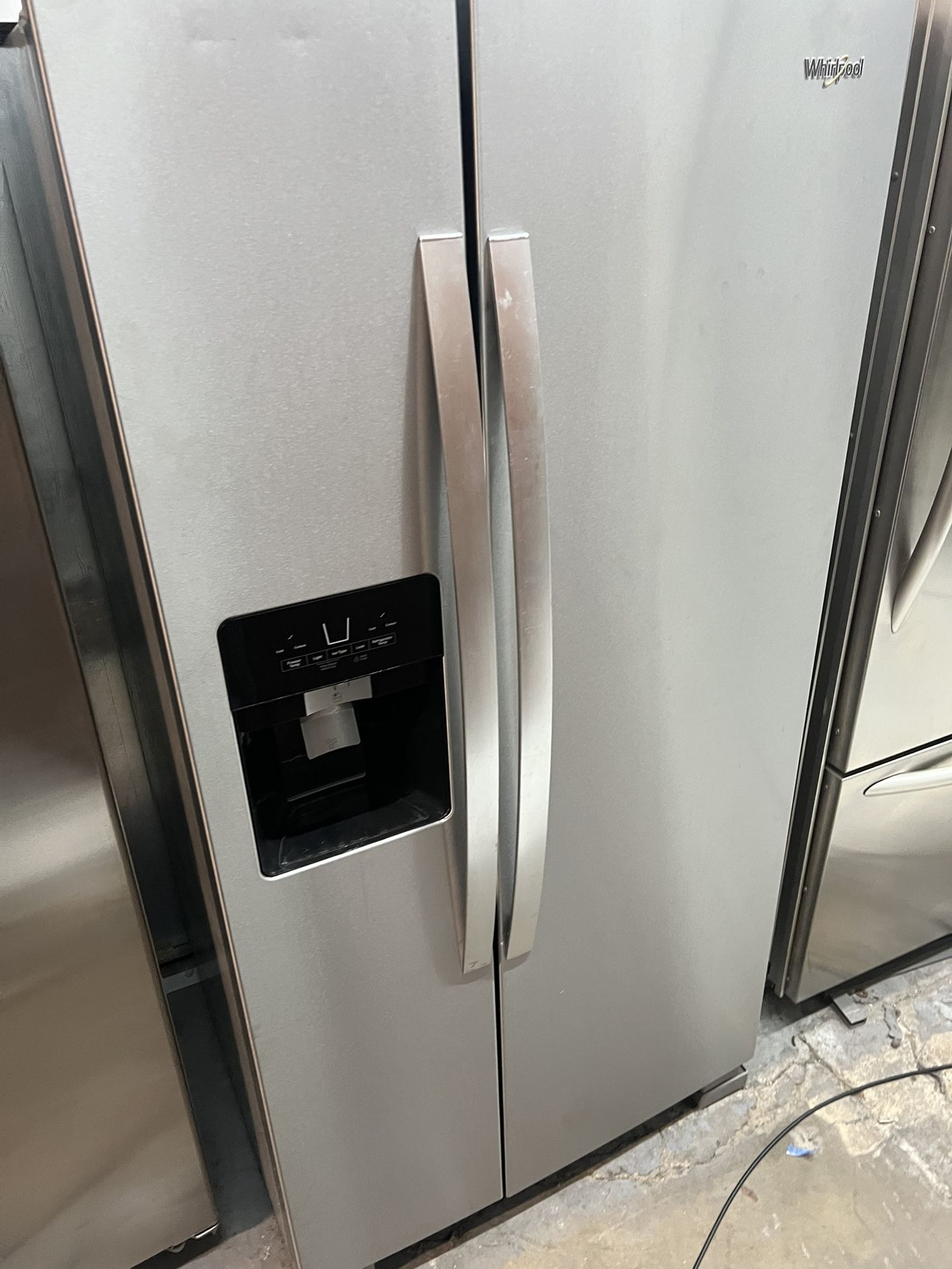 Whirlpool Side By Side Fridge 33 Wide