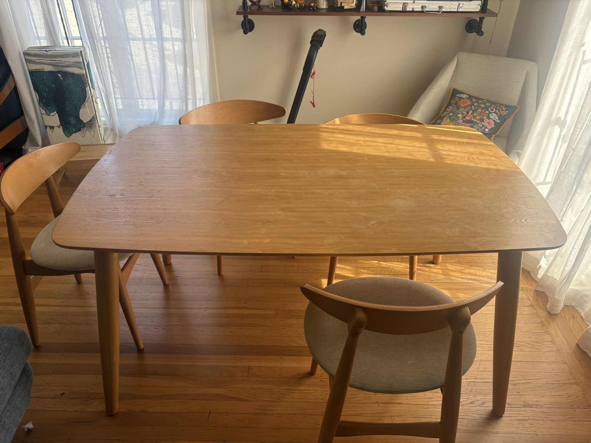 Table and 4 Chairs