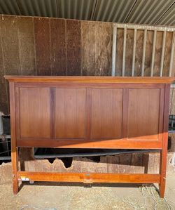 Free King Bed sets dressers