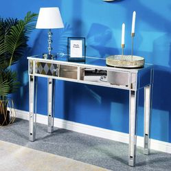Brand New Silver Mirrored Vanity Desk Console Entry Table 