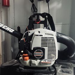 Echo backpack LeafBlower 