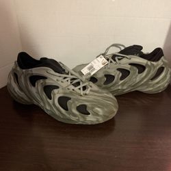 Men’s Size 10.5 Adifoam Q Olive