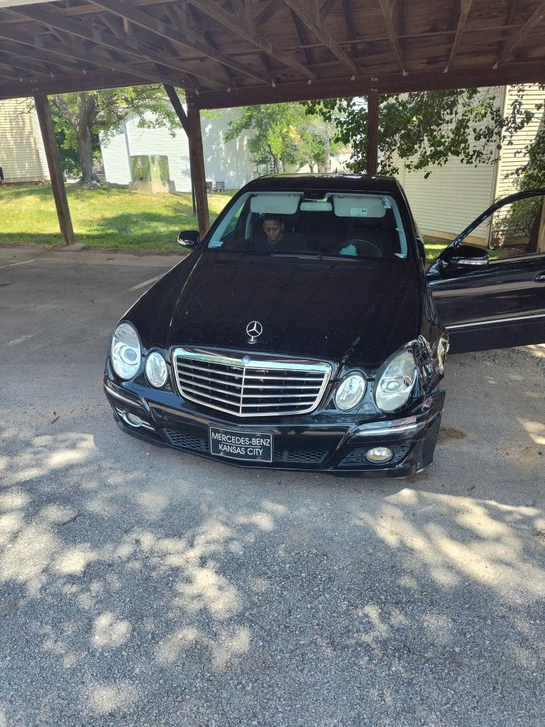2007 MERCEDES E350
