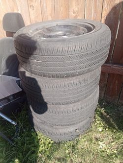 Set Of 4 Tires Great Shape 