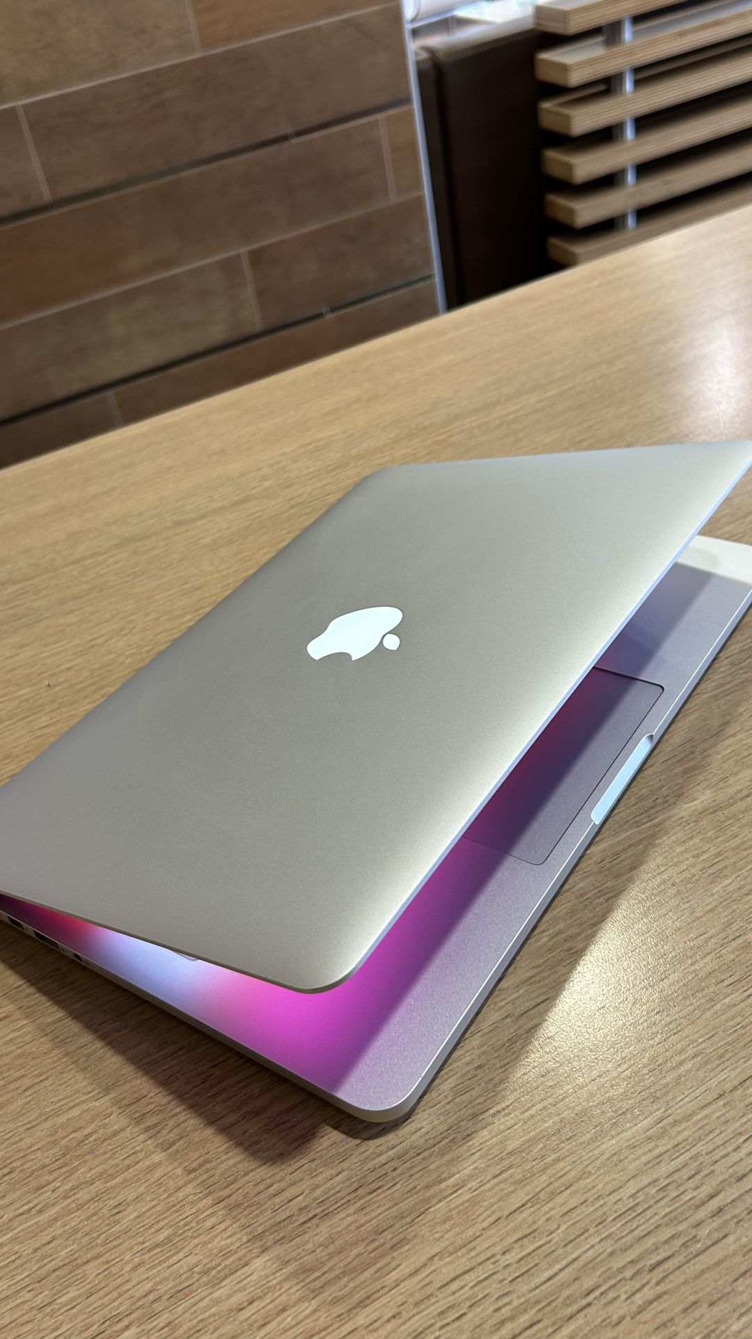 Apple MacBook Pro 13” Retina I5/8GB/256GB SSD $195
