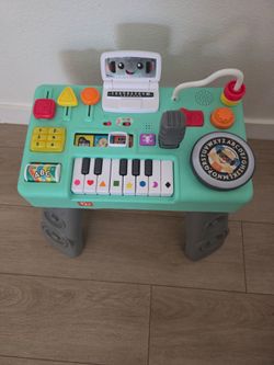 Fisher-Price Mix & Learn DJ Table