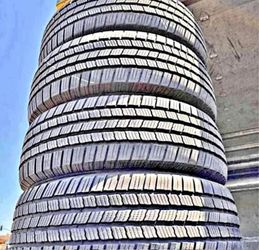 275/65/20 Michelin vendo un set de llantas usadas excelente condiciones de vida las 4 ✅🤩I am selling a set of used tires, all 4 in excellent living c