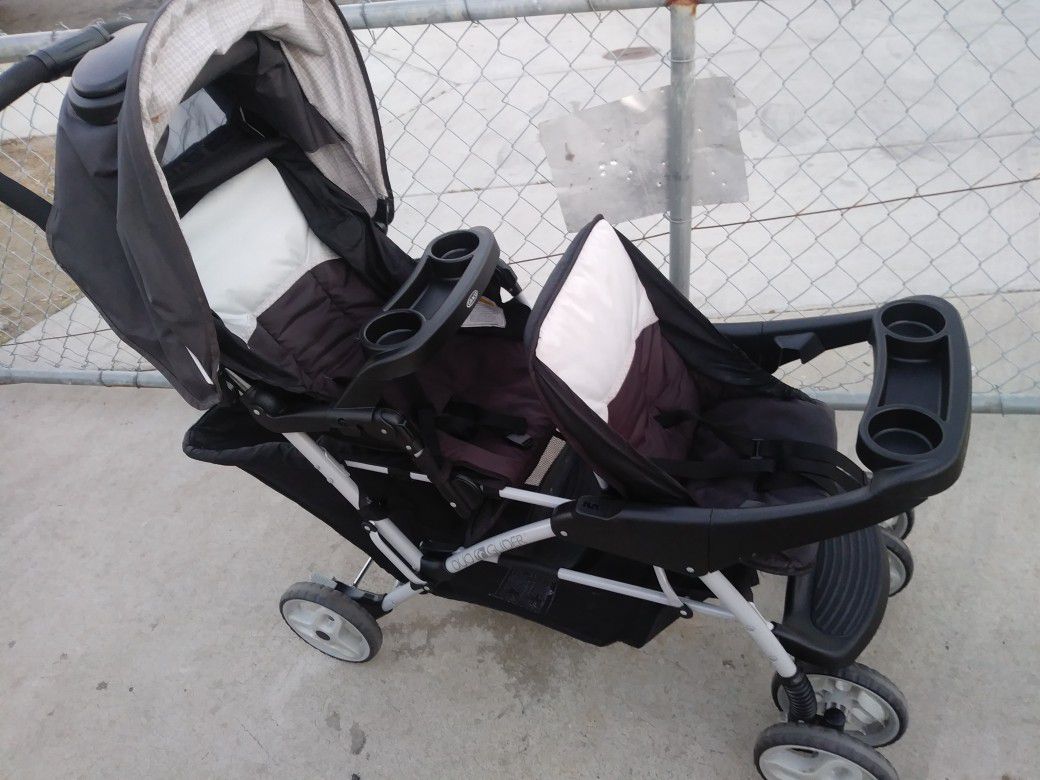 Greco double stroller $40