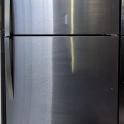 Whirlpool 18 cu. ft. Top Freezer Refrigerator 