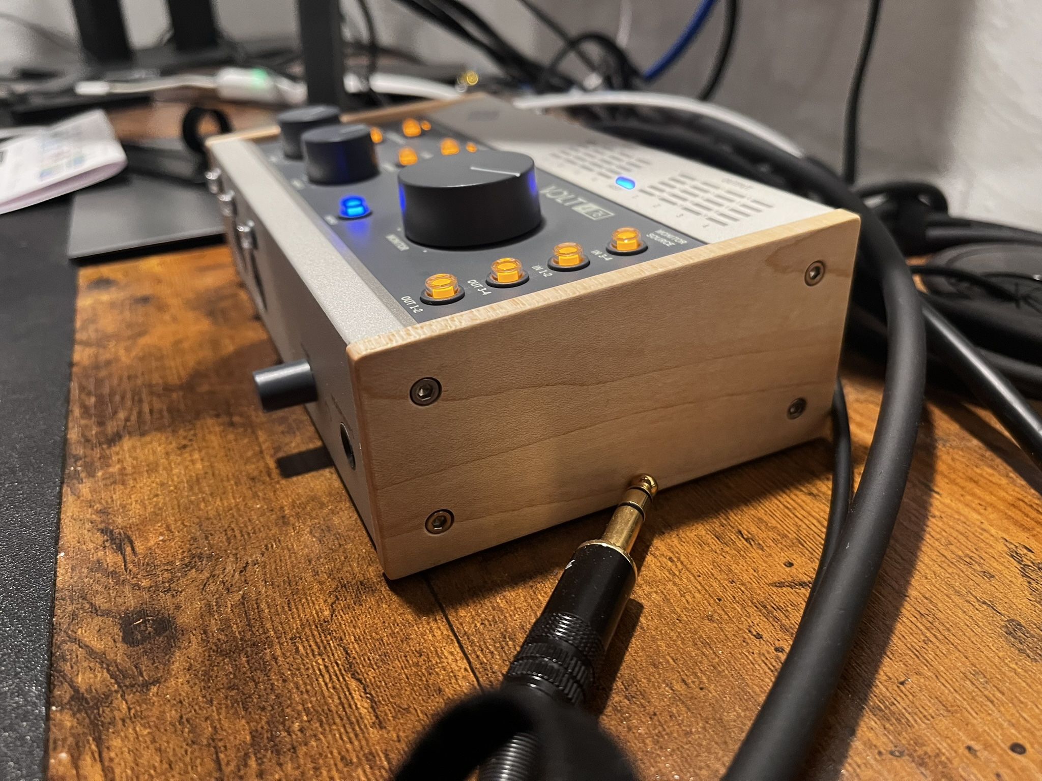 Volt 476 universal audio