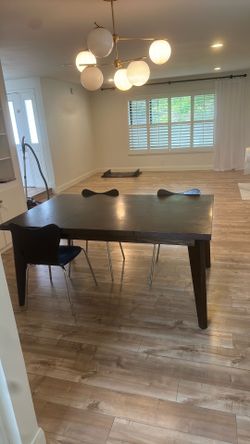 Kitchen table with leaf
