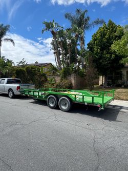 Trailer flatbed