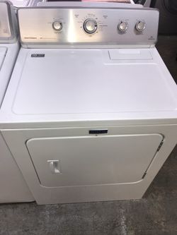 Maytag set washer and dryer electric