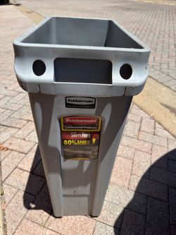 Large Rectangular Commercial Trashcan 23 Gal