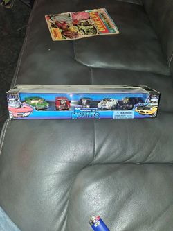 Muscle Machines 1:64 Scale Die-Cast Car Set