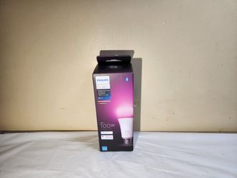 NEW Philips - Hue White and Color Ambiance 100W A21 LED Smart Bulb - Multicolor

