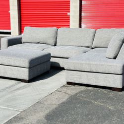 Large Oversized Gray Costco Sectional Couch Sofa and Ottoman (Delivery Available)