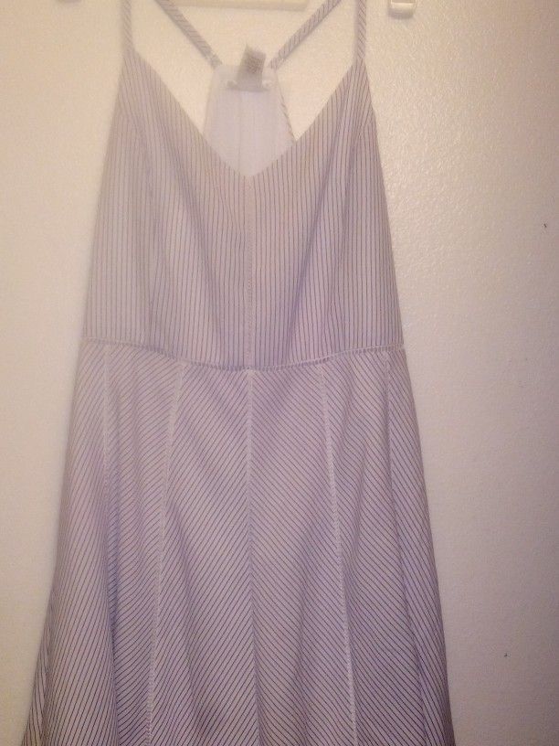 Beautiful Halter Top Dress, Size Large