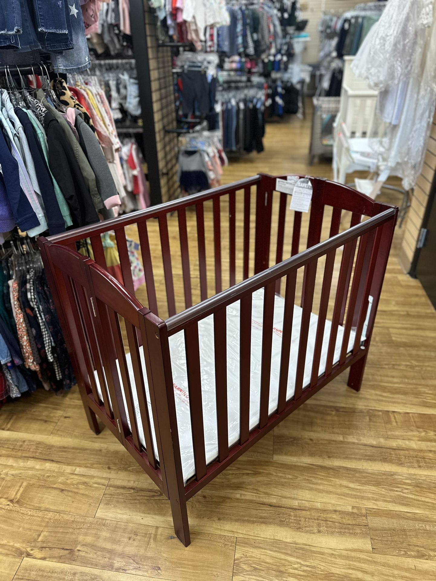 Dream On Me Foldable Mini Crib