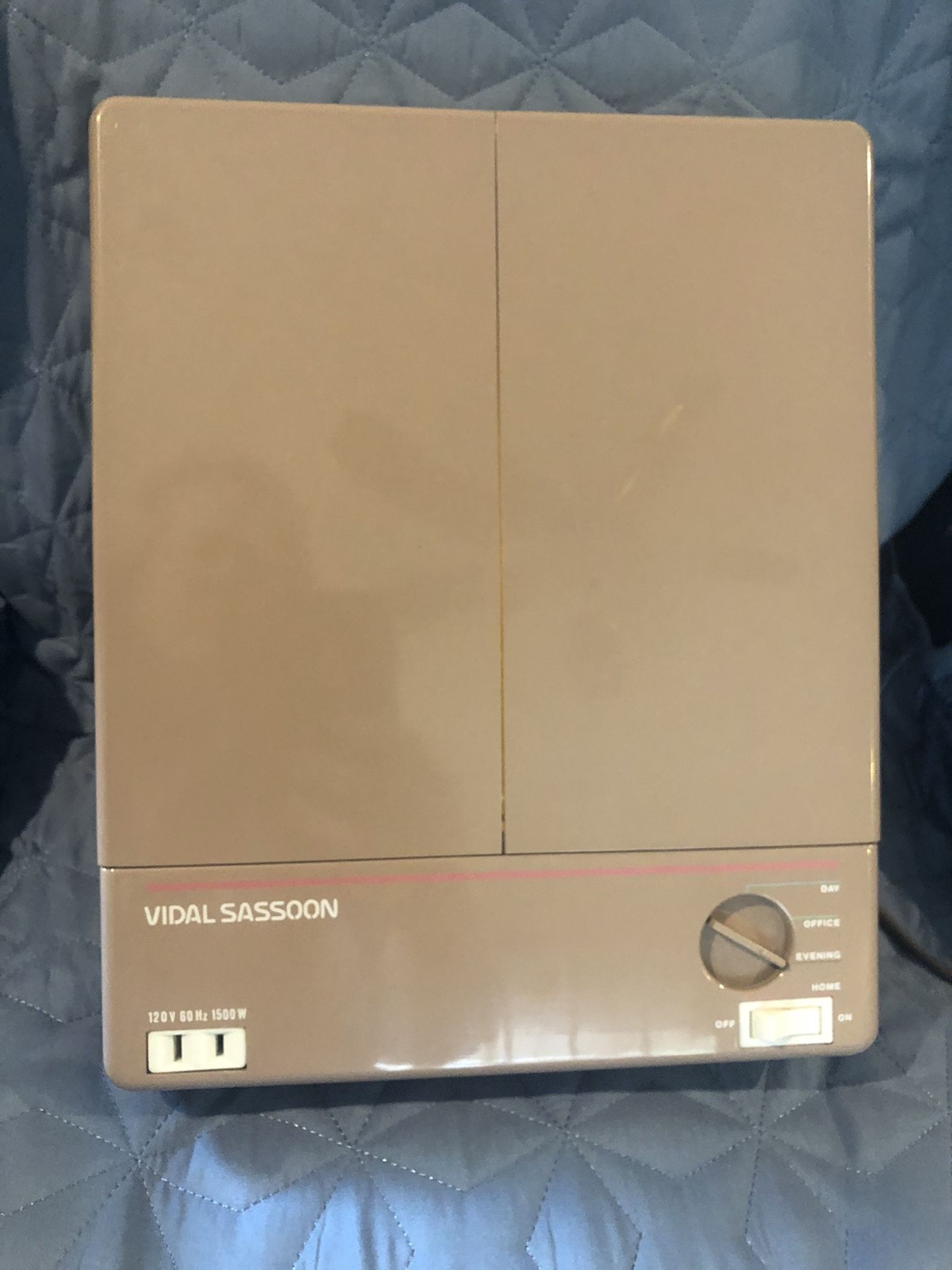 Vidal Sasoon Vintage Mirror With Lights