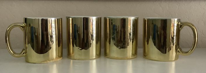 Used Gold Coffee Mug Set of 4. 10oz Cups. 50% Off!