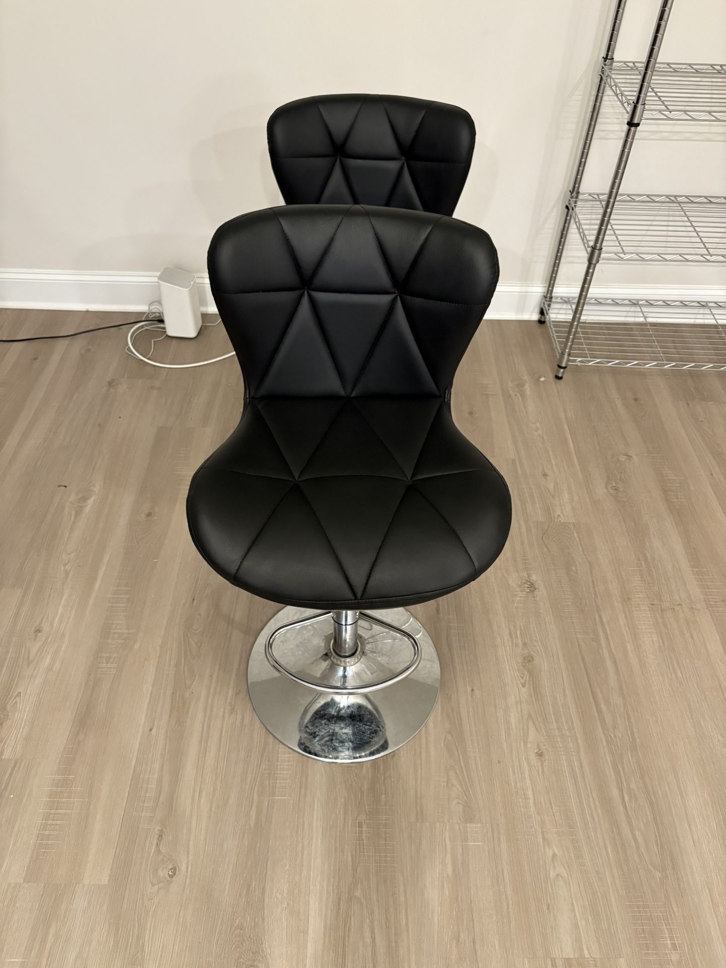 2 Pair Black Bar Stools
