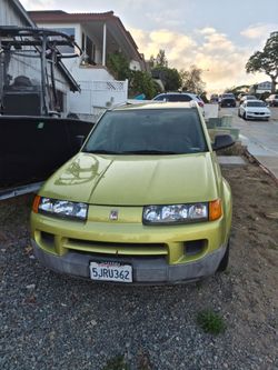 Saturn  2004 with only 98,000 miles in near perfect condition