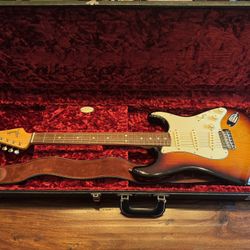 Fender American Original '60's Stratocaster, excellent condition, case/strap included, $1495 OBO