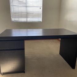 black student desk 