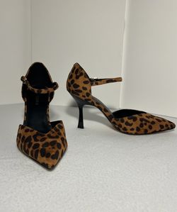 Marc Fisher Women's 7.5M Brown Haben Pump, Leopard Pointy Toe Tapered Heel Adjustable Strap