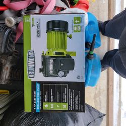       For Sale B/o Well Pump Shallow Its a 1 Hp Brand-new In Box With New Fittings