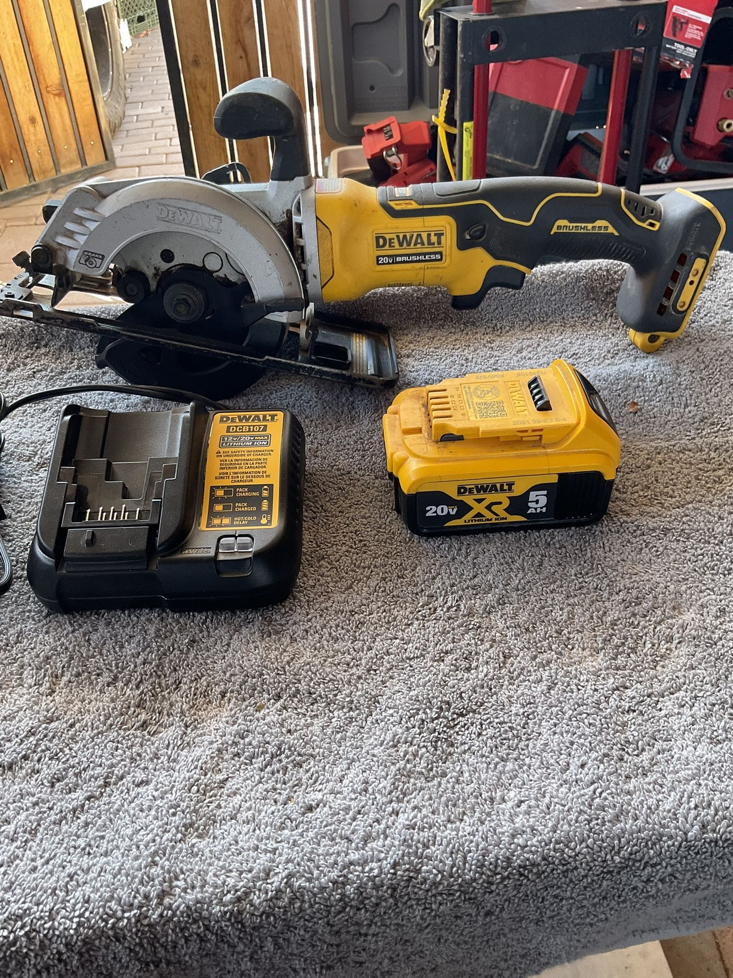 Dewalt Atomic 20v Max Dewalt 20v Compact Circular Saw Dewalt