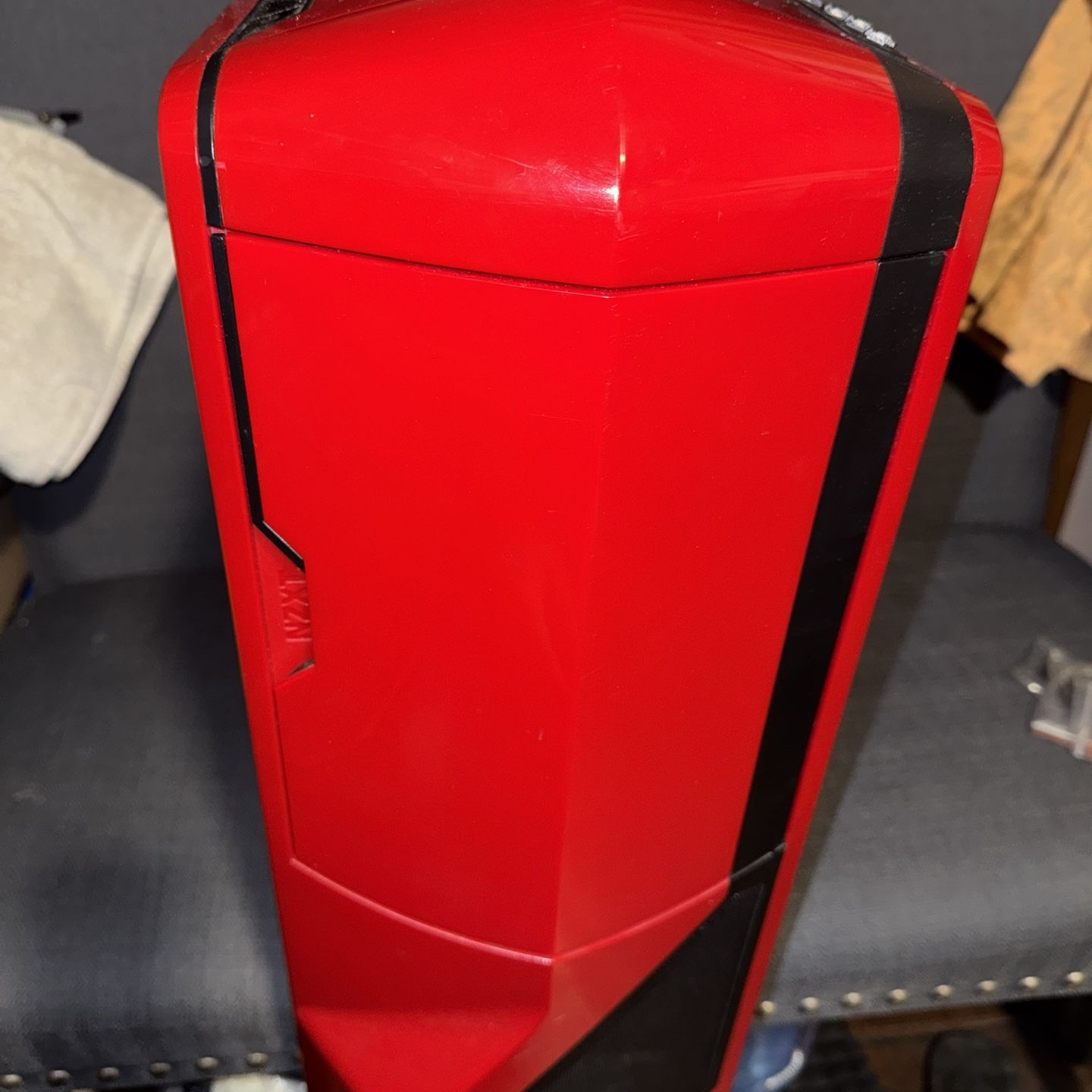 NZXT Phantom Red Steel / Plastic Enthusiast ATX Full Tower Computer ...