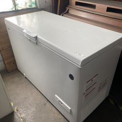 Used Whirlpool 16cuft Chest Freezer 