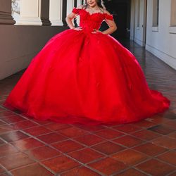 Red Quince Dress , Size S 