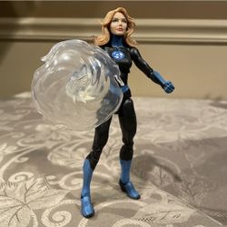 FANTASTIC FOUR MARVEL LEGENDS SERIES MARVEL’S INVISIBLE WOMAN Sue Storm 6" FIGURE