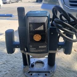 BOSH 1613evs Heavy Duty Plunge Router $80