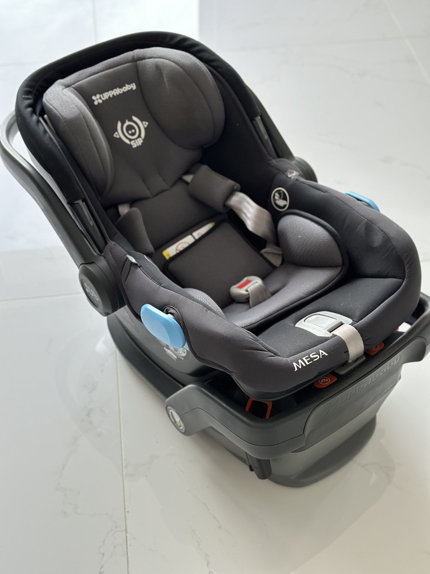Mesa Infant Car Seat + Car Seat Base