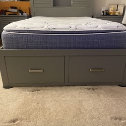 Full Size Bedroom Set