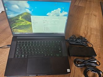Razer Blade 15 Base model 2020 & Docking station