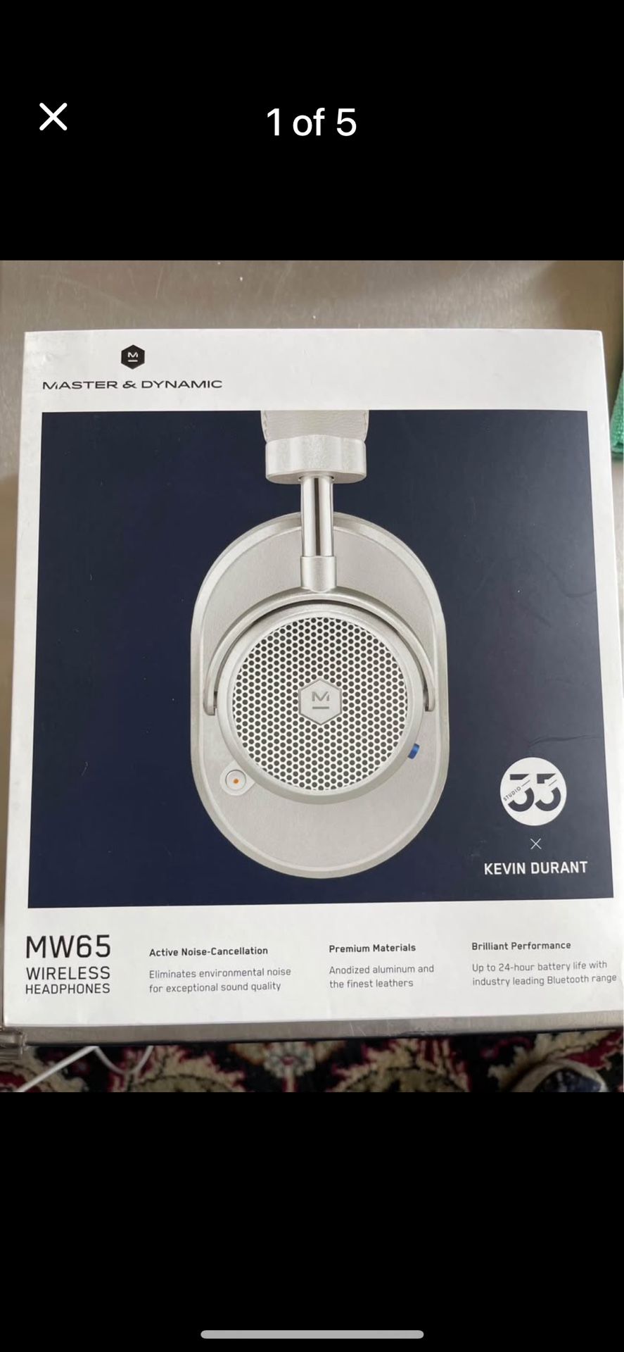 Master And Dynamics Headphones