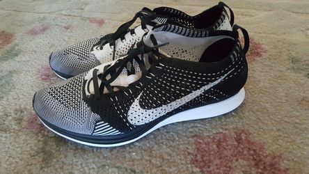 Nike flyknit racer 9.5 mens